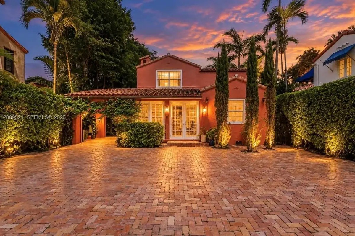 629 Altara Ave, Coral Gables: photo 1 of 41