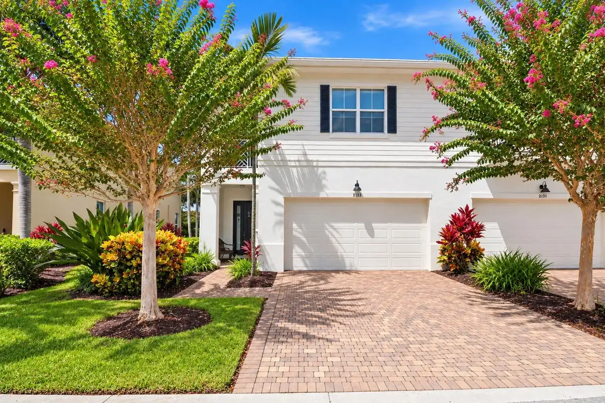 2133 Wells Pl, Palm Beach Gardens: photo 1 of 28