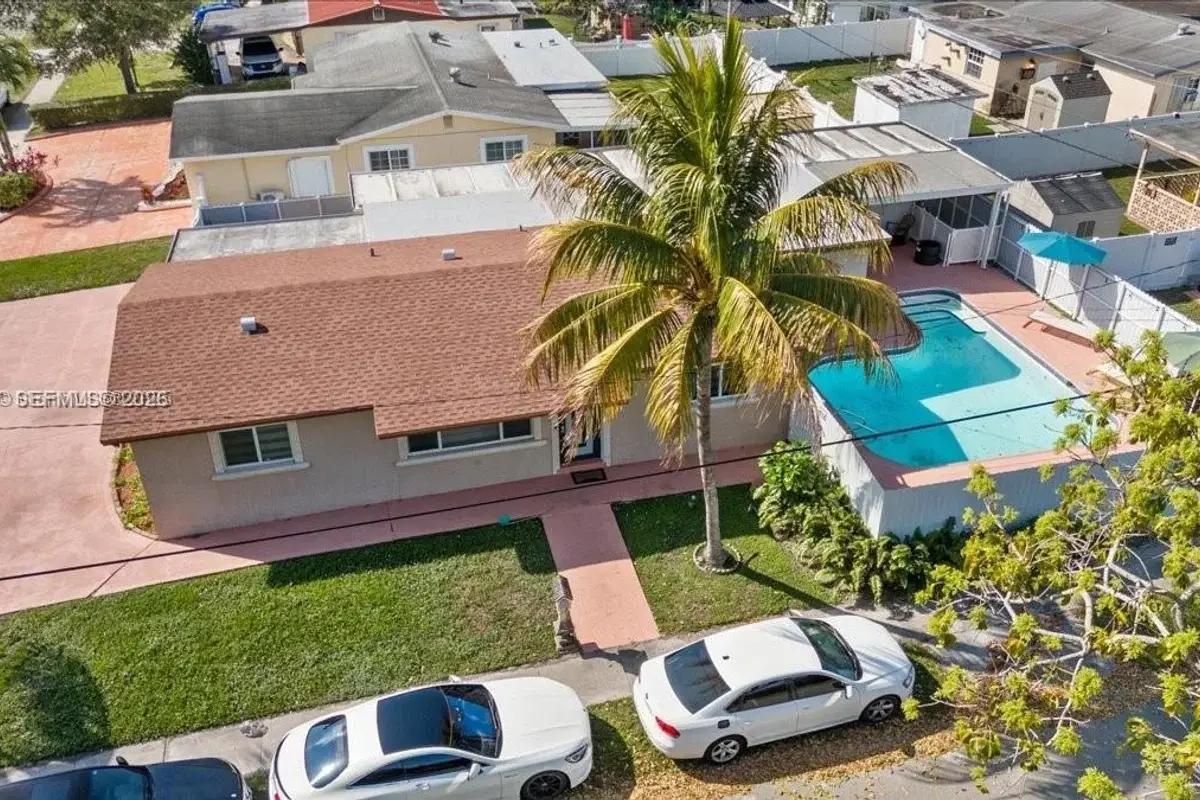 7601 Simms St, Hollywood: photo 1 of 10