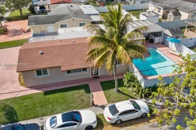 7601 Simms St, Hollywood: photo 1 of 10
