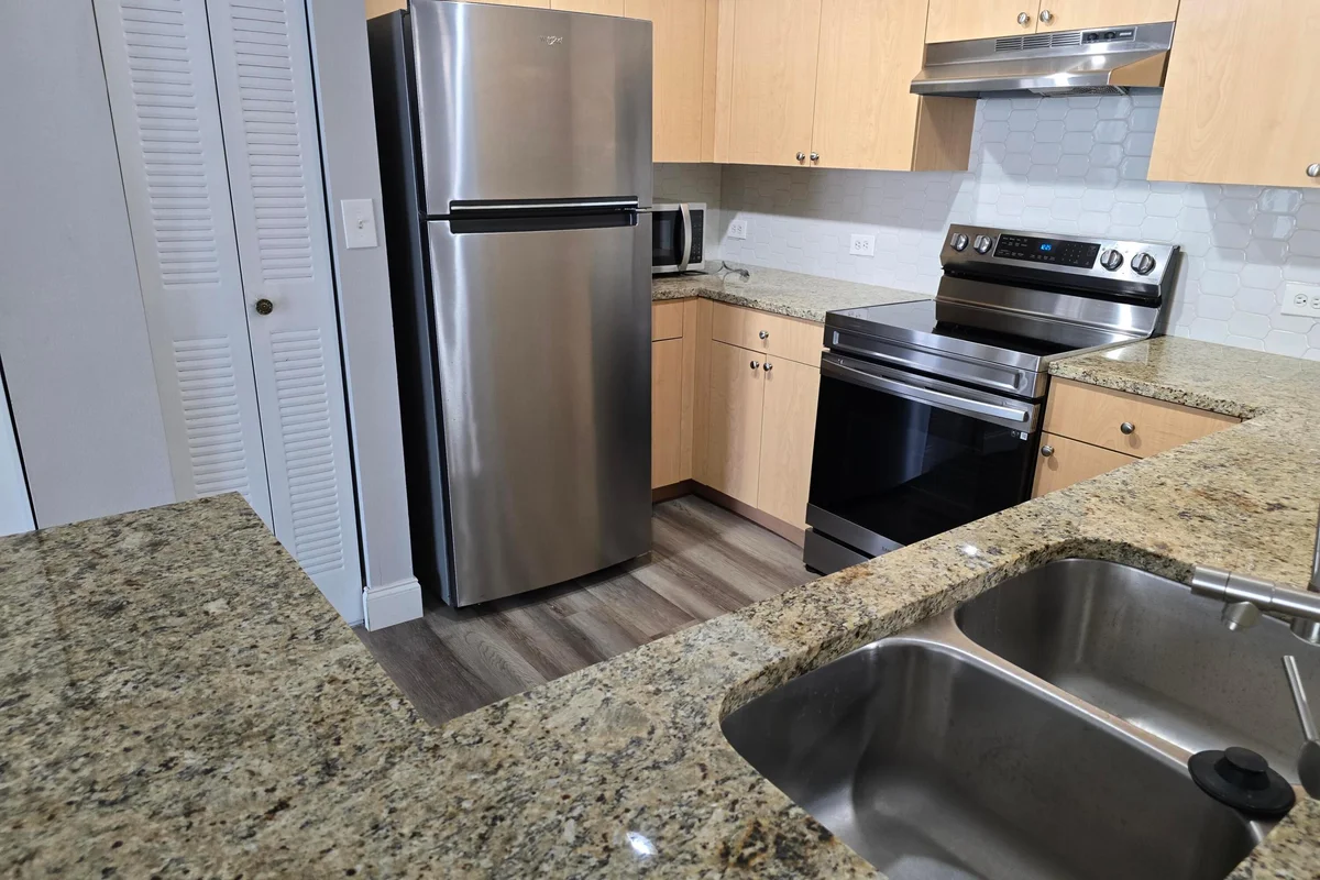 701 Villa Cir, Boynton Beach: photo 1 of 22