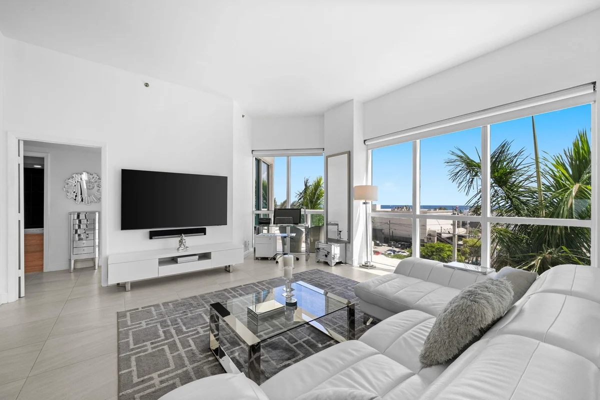 101 S Fort Lauderdale Beach Blvd #607, Fort Lauderdale: photo 1 of 32