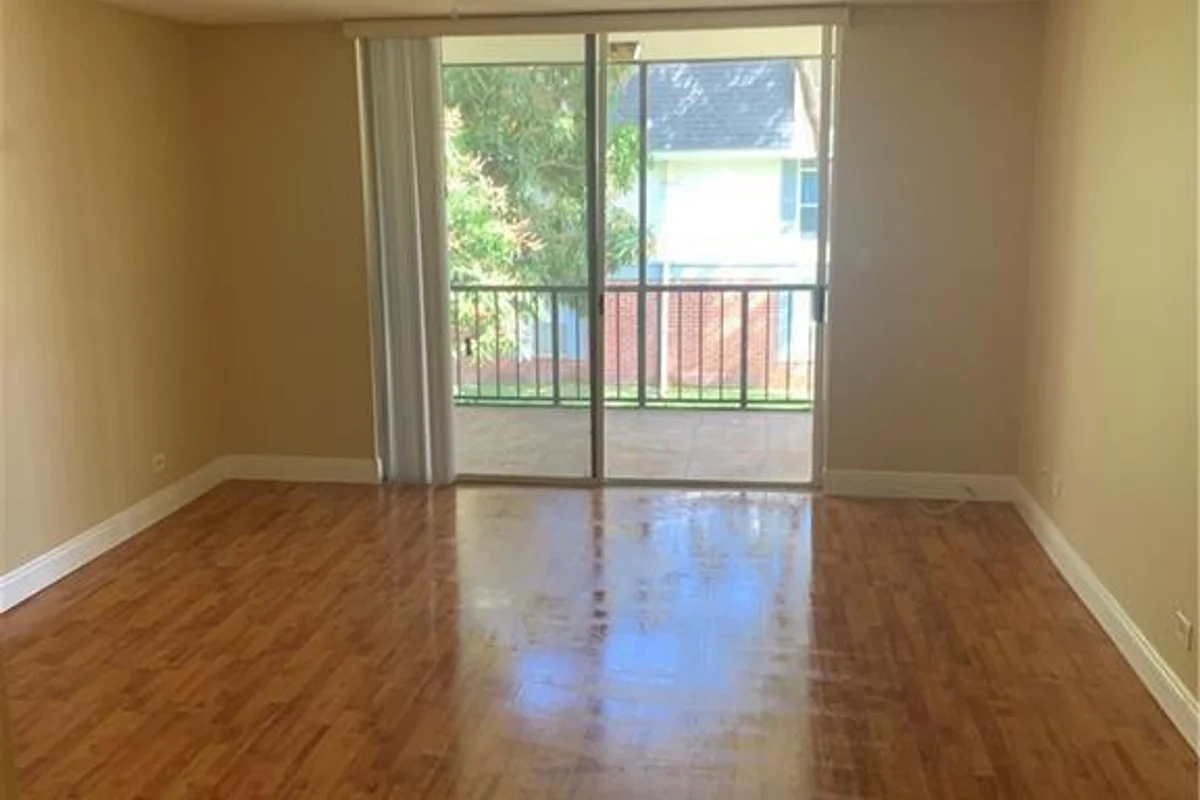 3650 Inverrary Dr #2G, Lauderhill: photo 1 of 23