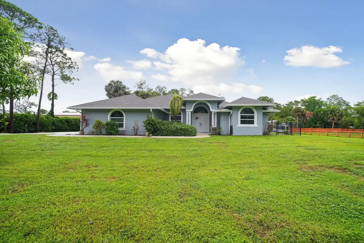 16395 E Hialeah Dr E, Loxahatchee: photo 1 of 53