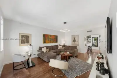 2069 S Ocean Dr #TH8, Hallandale Beach: photo 1 of 24