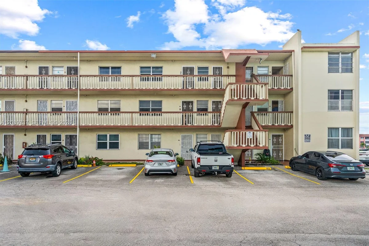 1481 NE Miami Gardens Dr #363, Miami: photo 1 of 34