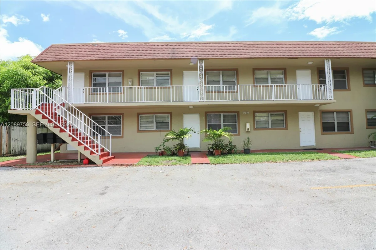 3019 SW 68th Ter #5, Miramar: photo 1 of 15