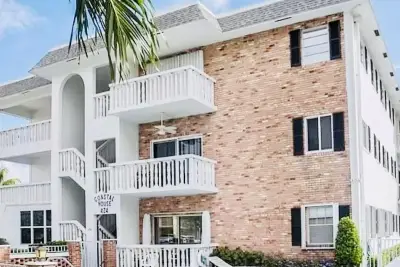 424 N Riverside Dr #206, Pompano Beach: photo 1 of 18