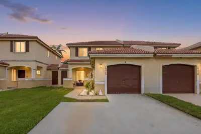 16416 SW 73rd Ter #44, Miami: photo 1 of 33