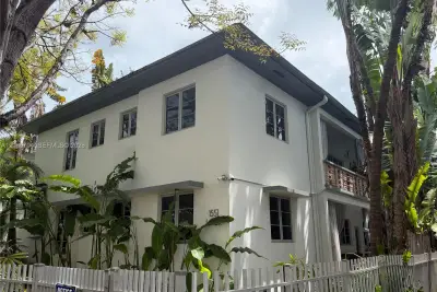1551 Lenox Ave #7, Miami Beach: photo 1 of 21