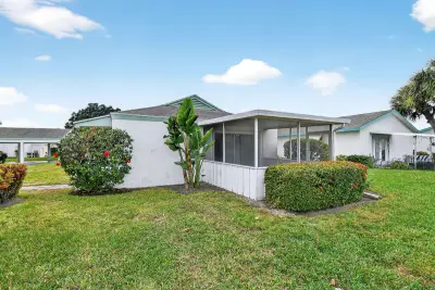 3060 Meridian Way N #8, Palm Beach Gardens: photo 1 of 27