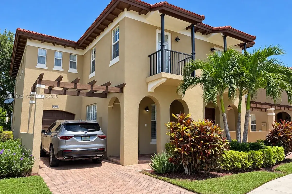 6965 Julia Gardens Dr, Coconut Creek: photo 1 of 24