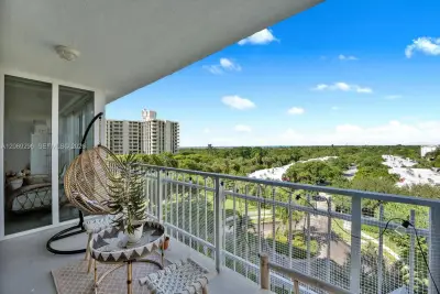 600 Grapetree Dr #7FN, Key Biscayne: photo 1 of 58