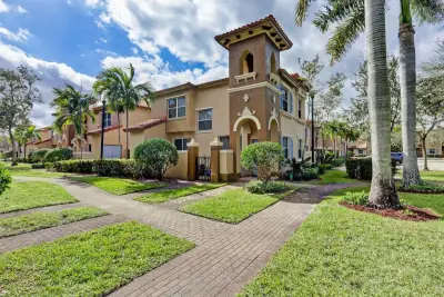 6550 Morgan Hill Trl #1901, Royal Palm Beach: photo 1 of 28