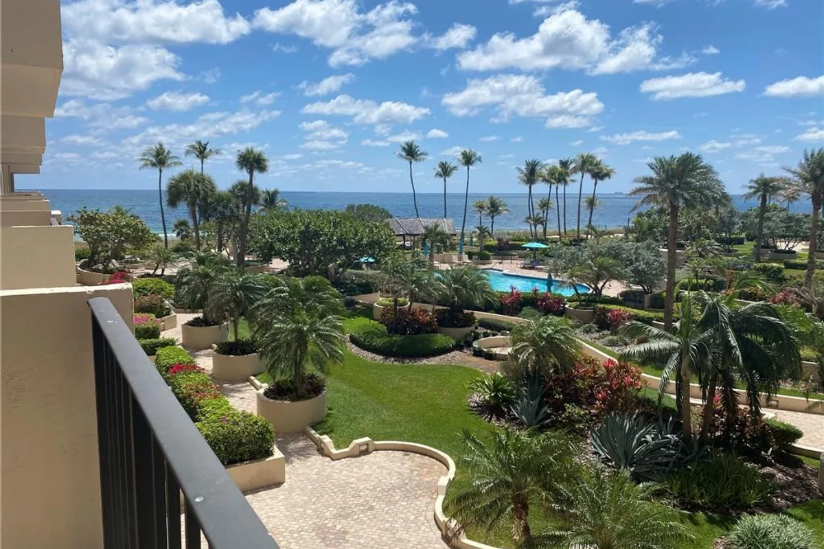 5100 N Ocean Blvd #401, Lauderdale-by-the-Sea: photo 1 of 12