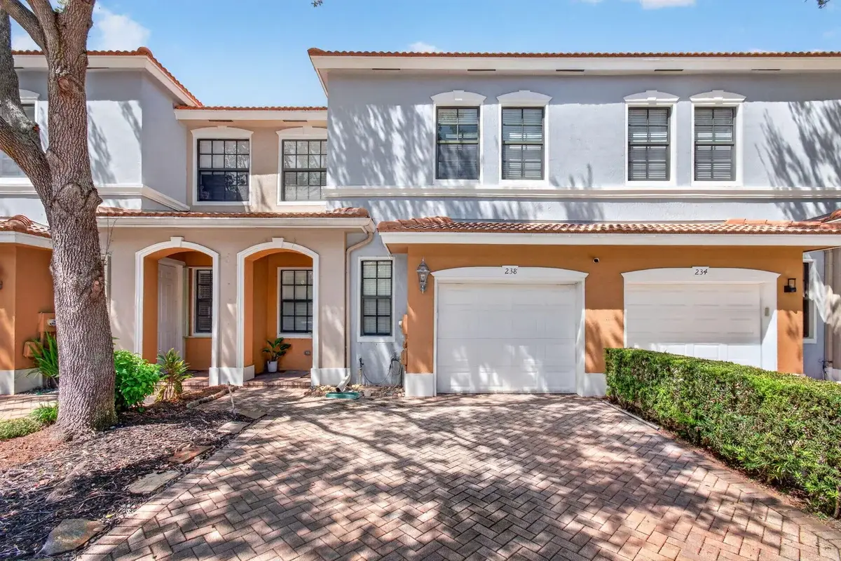 238 E Chrystie Cir, Delray Beach: photo 1 of 85