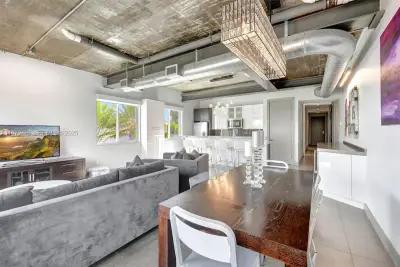 110 SE 2nd St #203, Delray Beach: photo 1 of 24