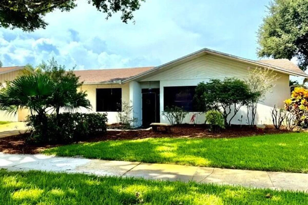 4681 Brandywine Dr, Boca Raton: photo 1 of 41