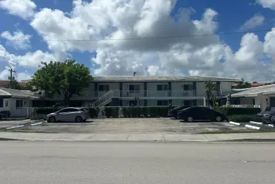 330 W Camino Real #11, Boca Raton: photo 1 of 1