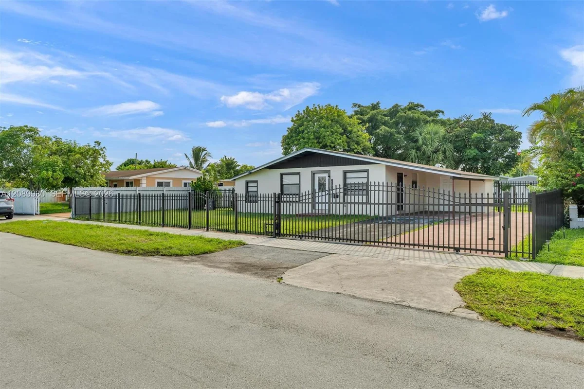 20060 NW 14th Ct, Miami Gardens: photo 1 of 40