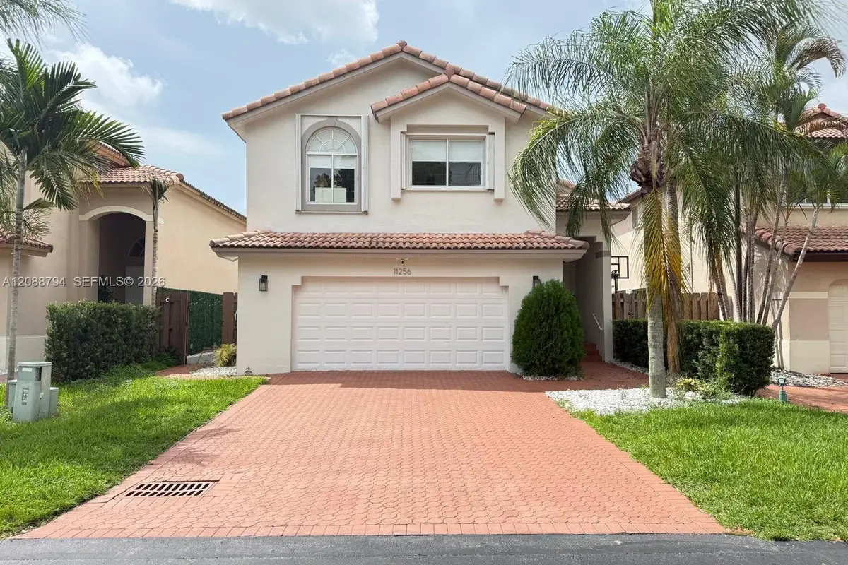 11256 NW 51st Ter, Doral: photo 1 of 26