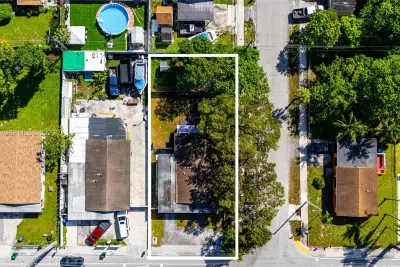 500 NW 31st Ave, Fort Lauderdale: photo 1 of 41
