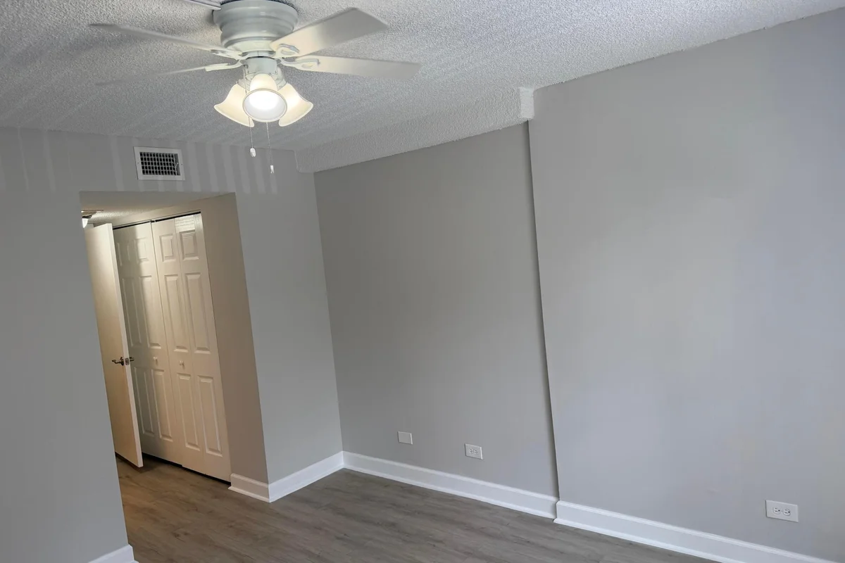 3740 Inverrary Dr #2Y, Lauderhill: photo 1 of 45