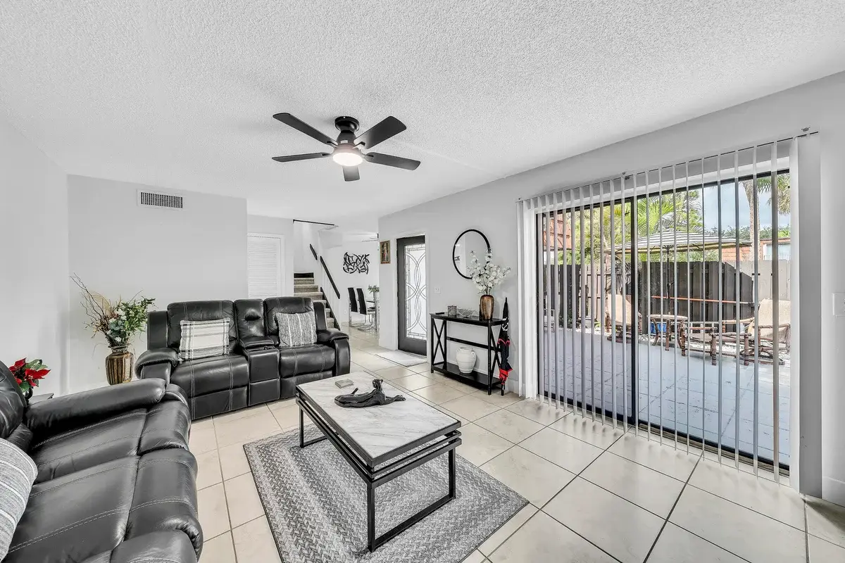 2228 White Pine Cir #A, West Palm Beach: photo 1 of 29