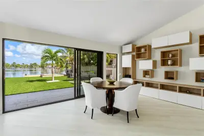 925 Stillwater Dr, Miami Beach: photo 1 of 47
