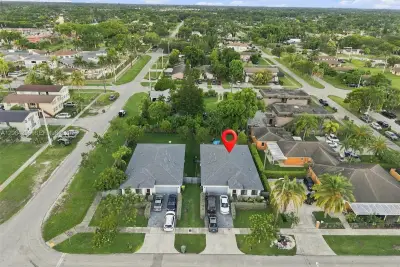 87 NE 12th St, Homestead: photo 1 of 10