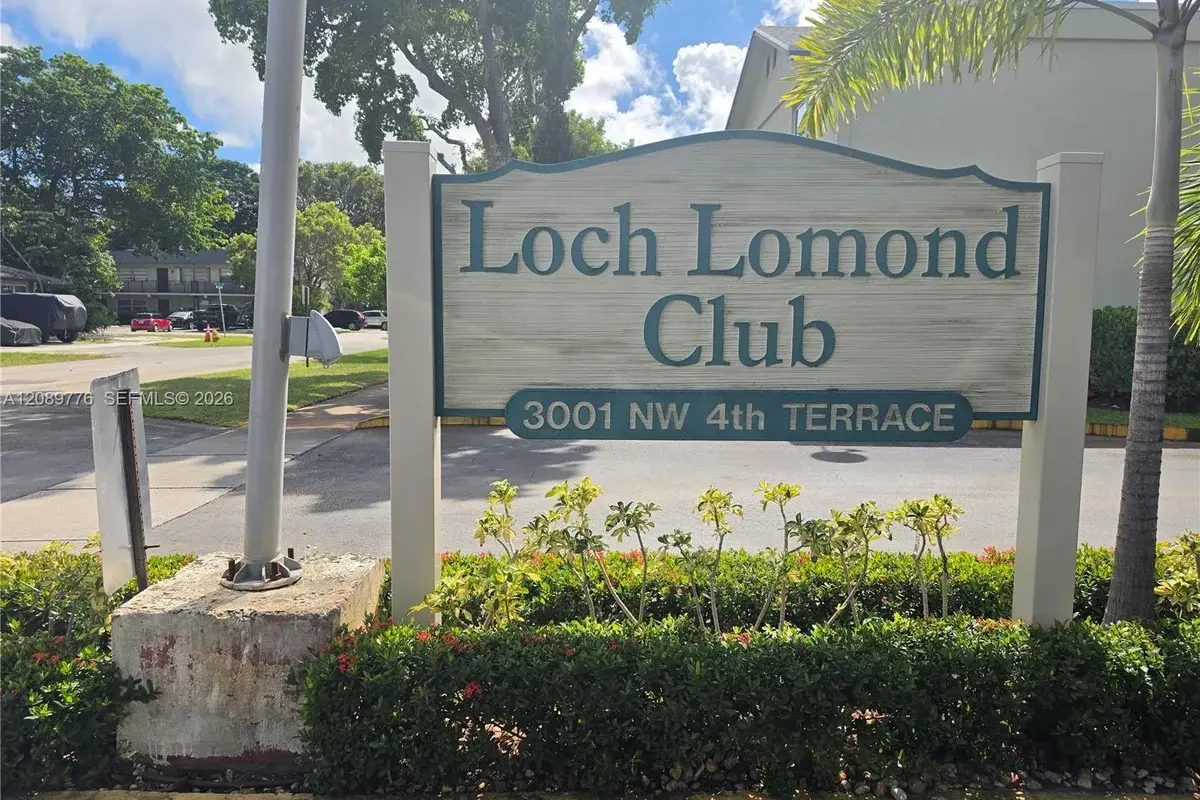 Villa in Pompano Beach: photo 1 of 5