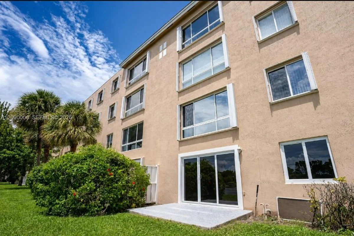 5810 Crystal Shores Dr #102, Boynton Beach: photo 1 of 44