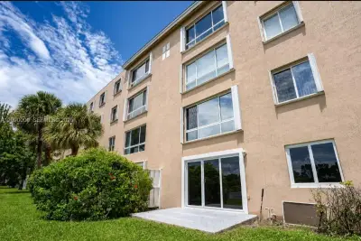5810 Crystal Shores Dr #102, Boynton Beach: photo 1 of 44