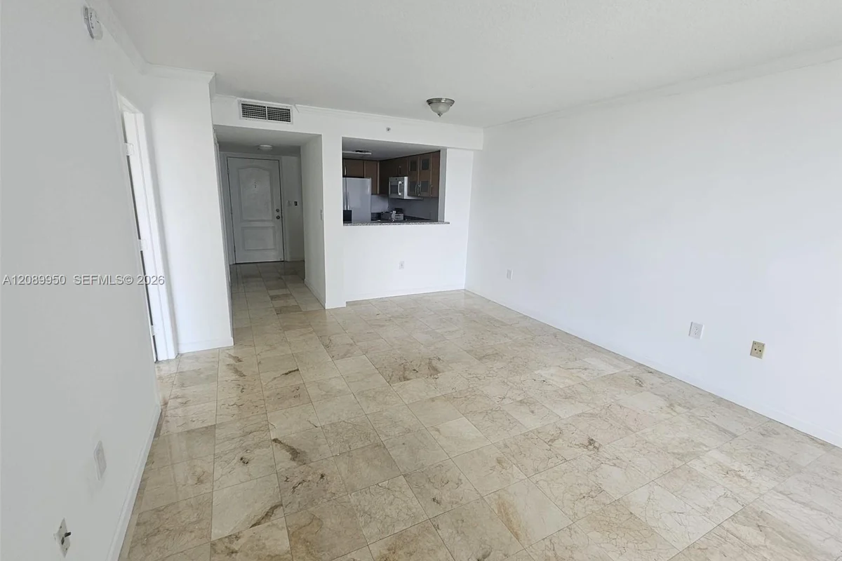 2101 Brickell Ave #2111, Miami: photo 1 of 16