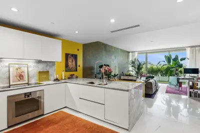 10203 Collins Ave #304, Bal Harbour: photo 1 of 35