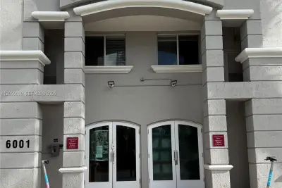 6001 SW 70th St #443, South Miami: photo 1 of 33