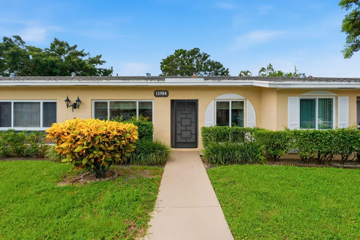 13984 Via Flora #C, Delray Beach: photo 1 of 27
