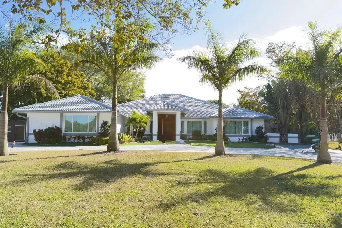 5928 NW 77th Ter, Parkland: photo 1 of 74