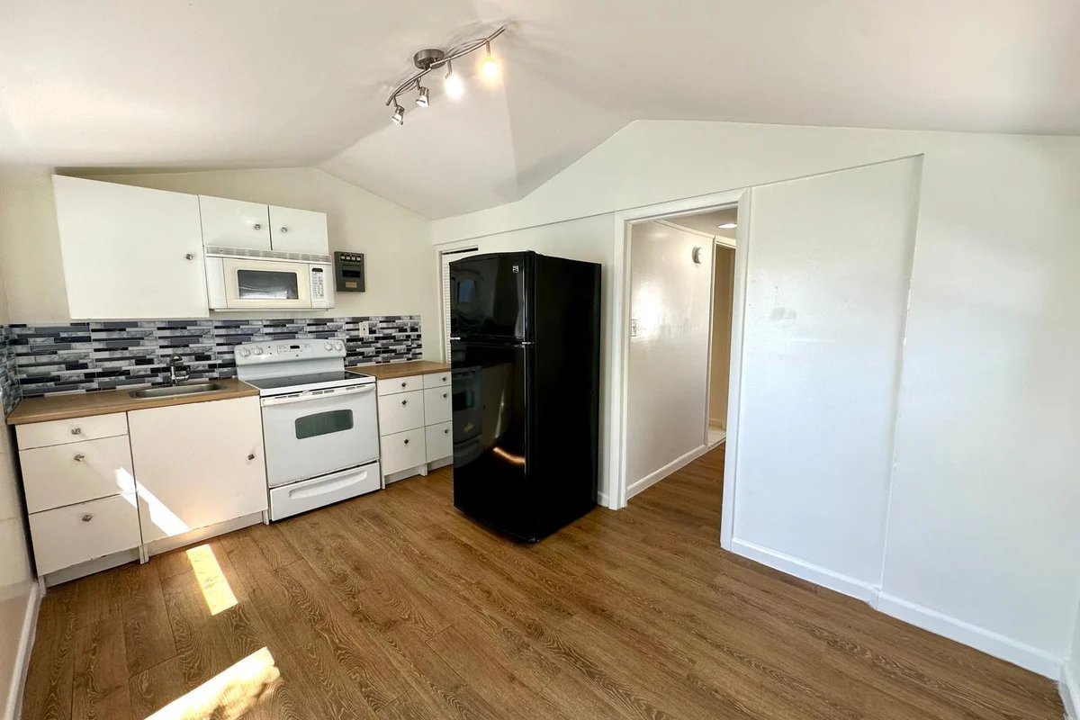 6101 Webster Ave #2, West Palm Beach: photo 1 of 7