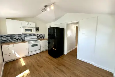 6101 Webster Ave #2, West Palm Beach: photo 1 of 7