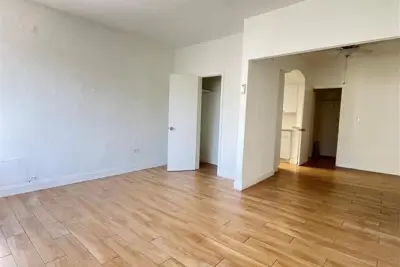 1120 Pennsylvania Ave #211, Miami Beach: photo 1 of 6