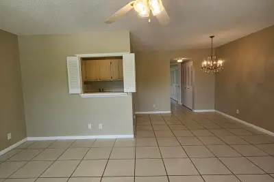 289 Camden L, West Palm Beach: photo 1 of 17