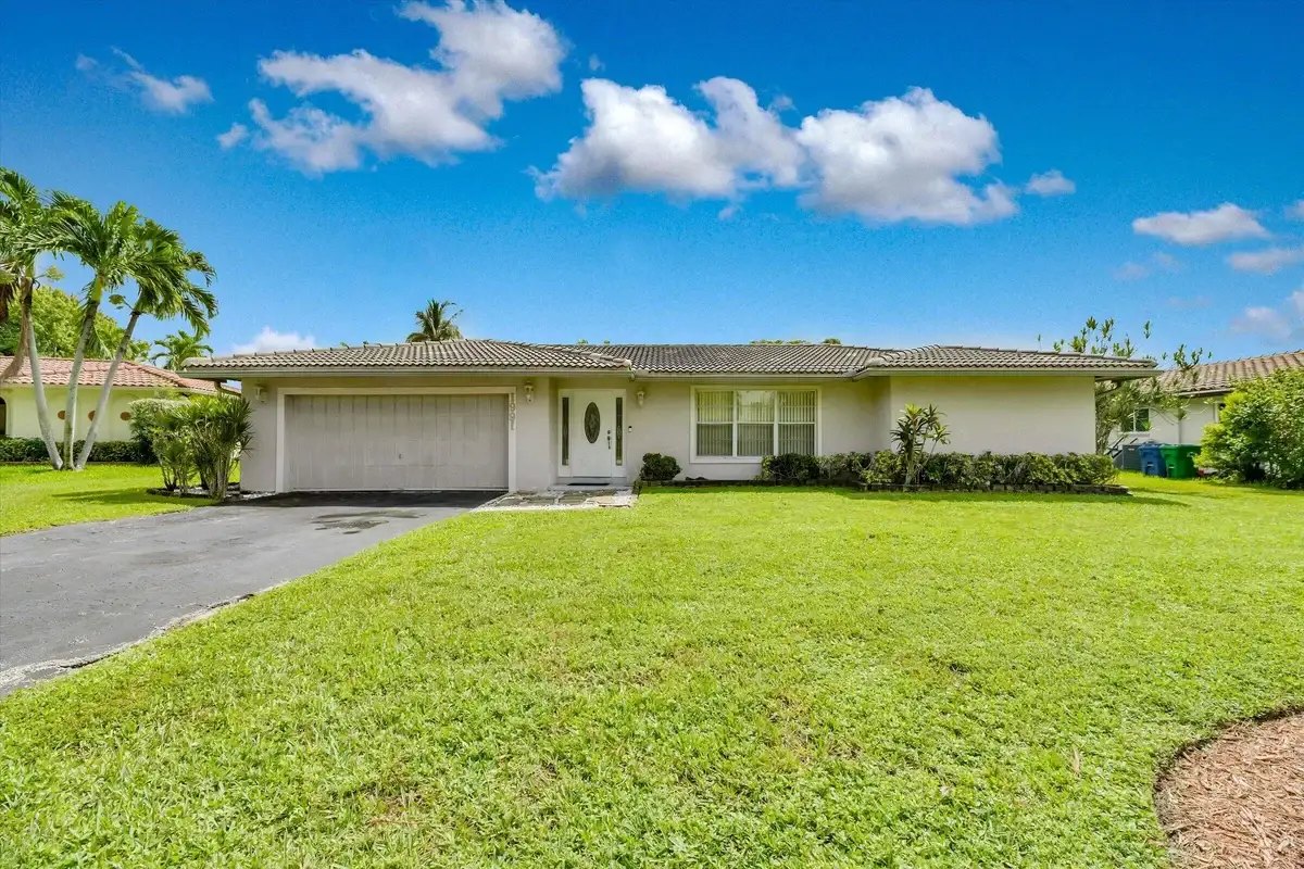 1991 NW 81st Ave, Coral Springs: photo 1 of 33