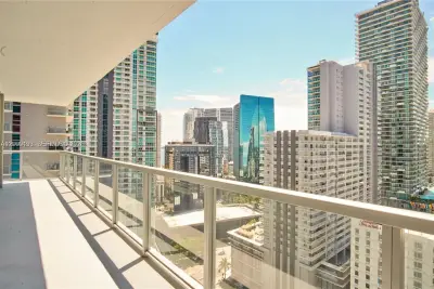 1111 SW 1st Ave #2619-N, Miami: photo 1 of 26