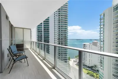 1300 Brickell Bay Dr #1905, Miami: photo 1 of 15