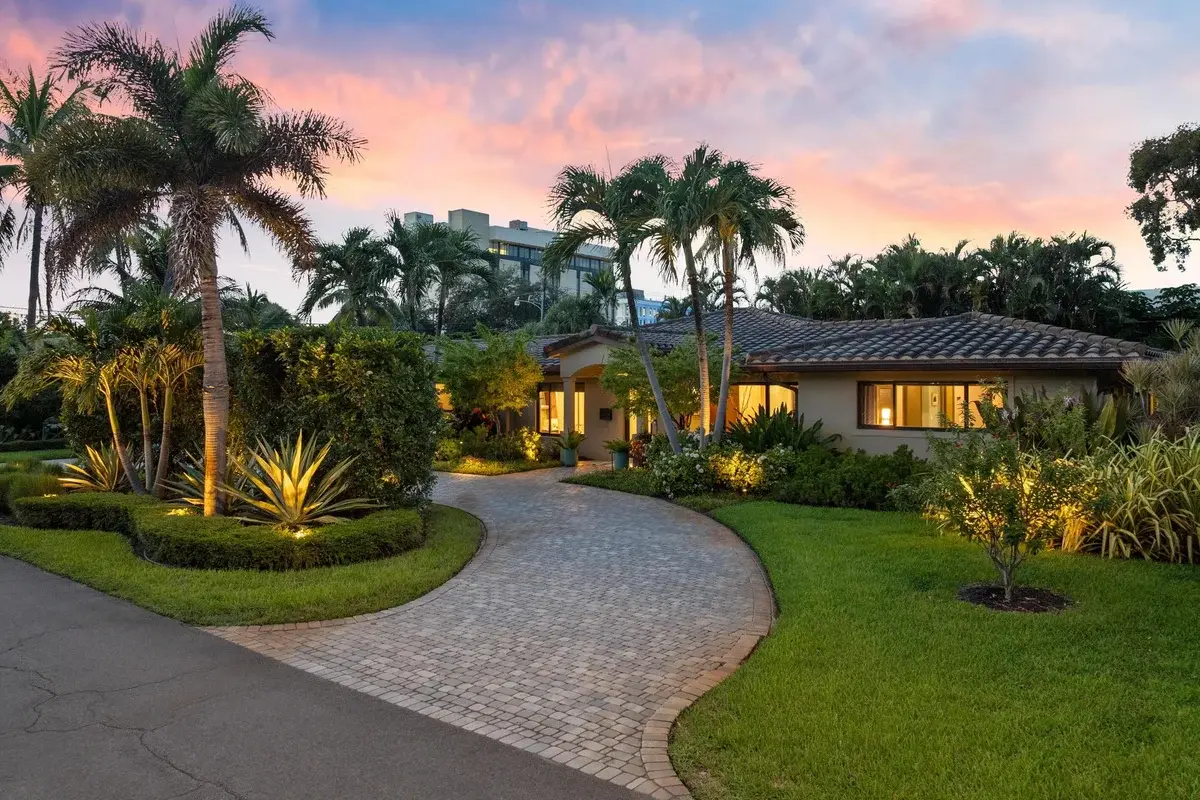 2625 NE 30th St, Fort Lauderdale: photo 1 of 36