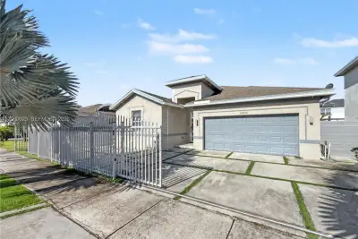 27904 SW 133rd Path, Homestead: photo 1 of 46