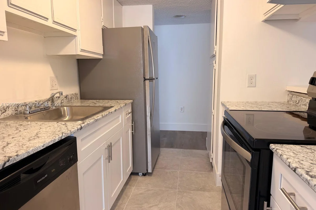 4501 W Mcnab Rd #23, Pompano Beach: photo 1 of 14
