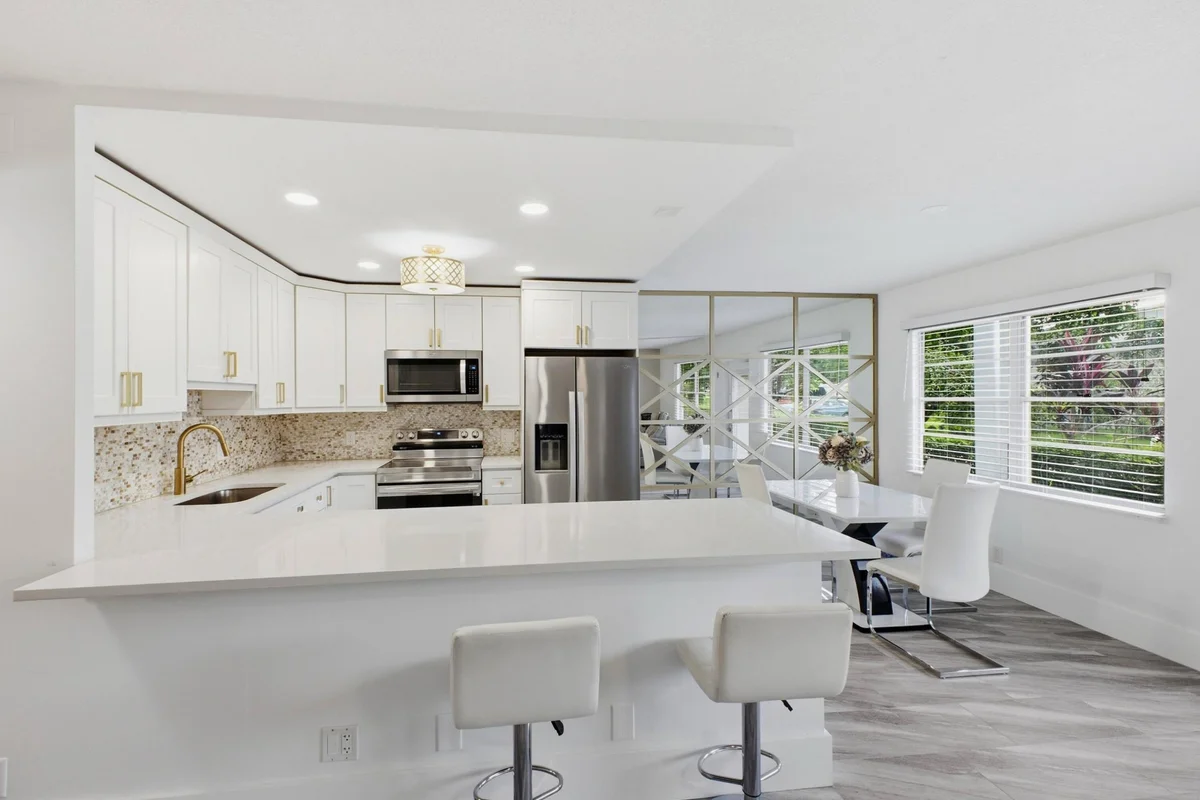 1025 Ventnor H E, Deerfield Beach: photo 1 of 15