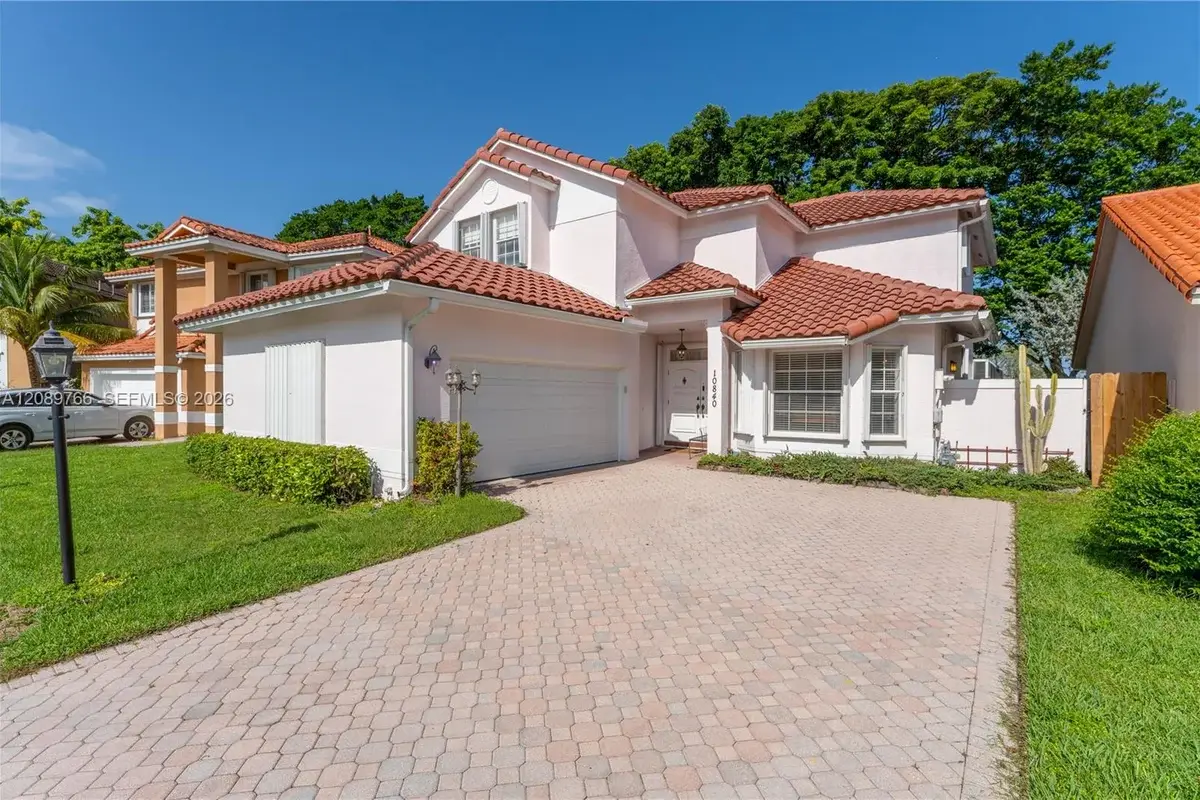 10840 SW 153rd Ct, Miami: photo 1 of 34